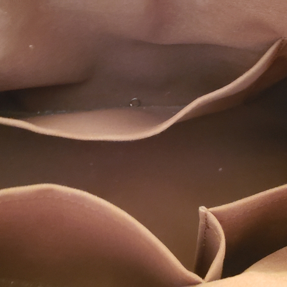 Authentic Louis Vuitton Tivoli GM - Picture 5 of 10